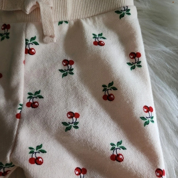 *NWT* Janie & Jack Cherry Sweatpants - Picture 2 of 4
